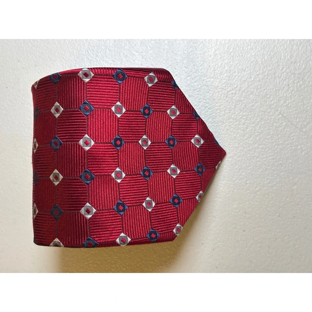 Van‎ Heusen Men Burgundy Red Geometric Silk Tie Preowned